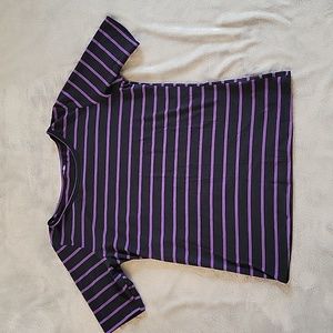 LuLaRoe Shirt size XL purple and black